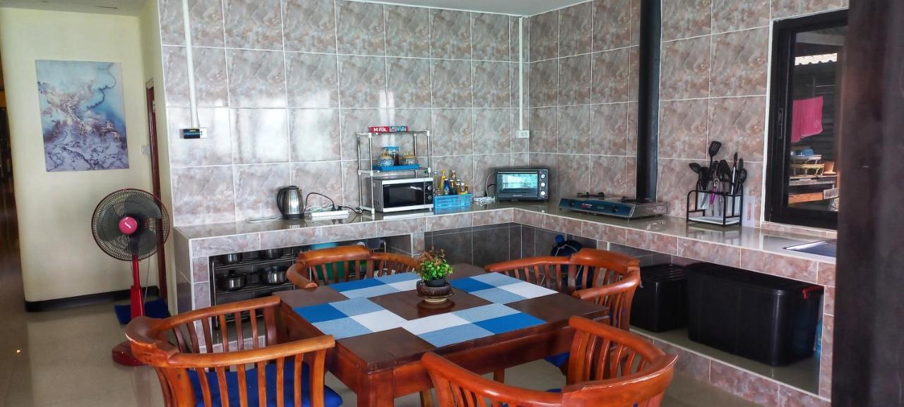 Aquablue Villa *
